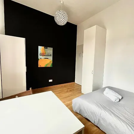 Bezagenta Centrum * Варшава