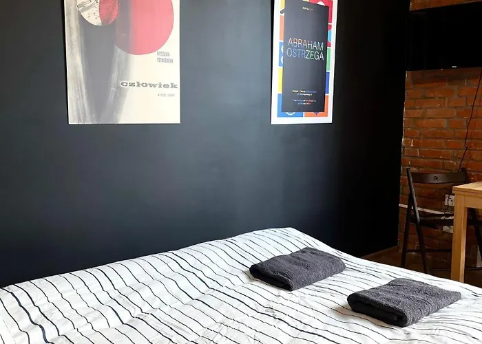 Bezagenta Centrum Hostel *