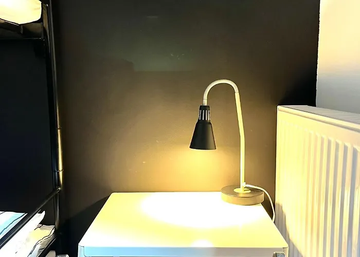 Bezagenta Centrum Hostel *