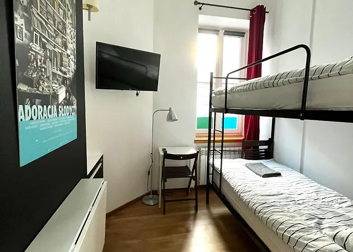 Bezagenta Centrum Hostel *